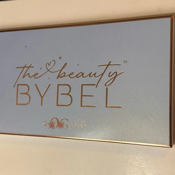 Eyeshadow Palette - Multi-Color - Picture 5 of 5